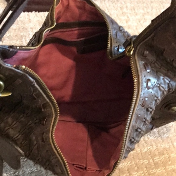 Isabella Fiore Woven and Laced Medium Hobo Bag Brown Leather w/Dust Bag EUC - Picture 3 of 4